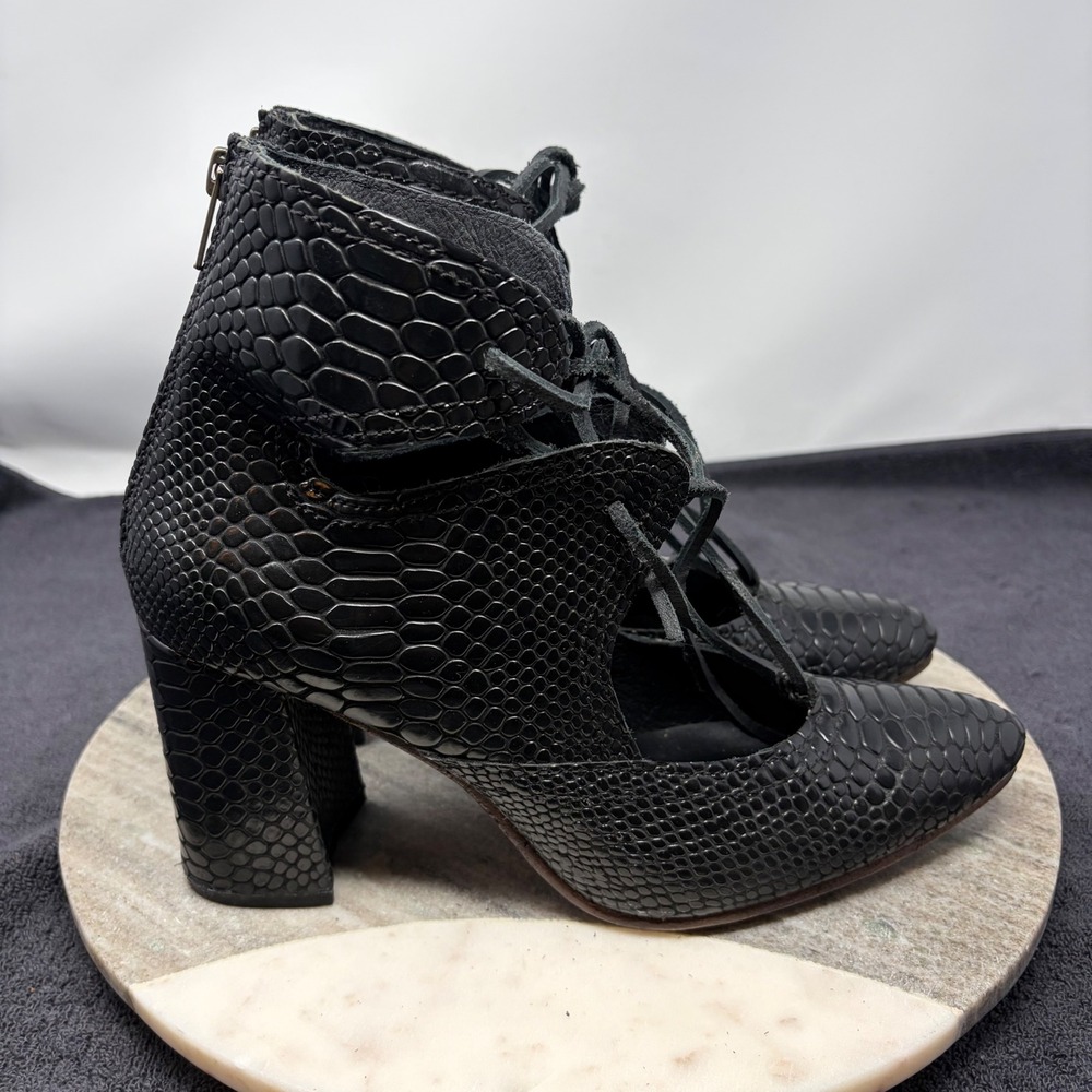 Freebird by Steven Joyce Booties Snakeskin Lace Up Heels 11 Black Boho Festival